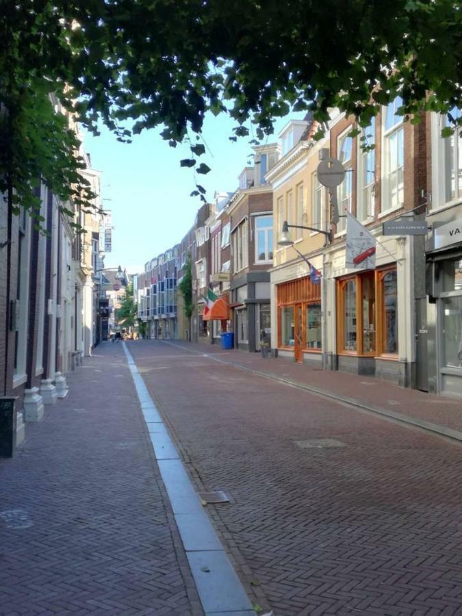 Studio In The City Center Of Leeuwarden Exterior photo